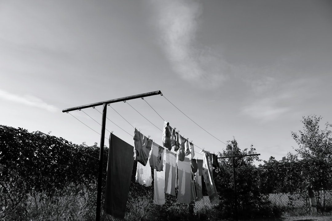 You are currently viewing Digital Detox: How I Reclaimed 3 Hours Daily From My Phone